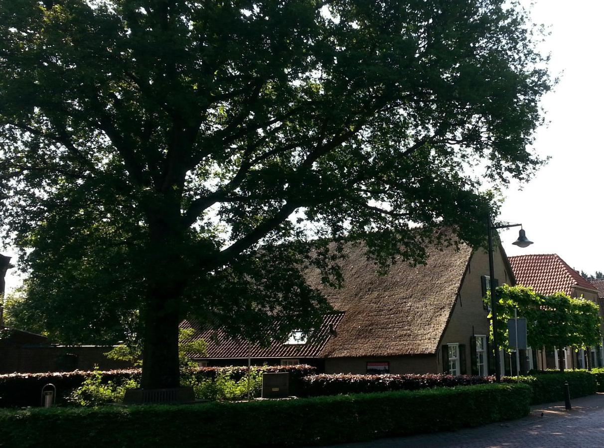 B & B De Pimpelmees 's-Gravenmoer Exterior photo